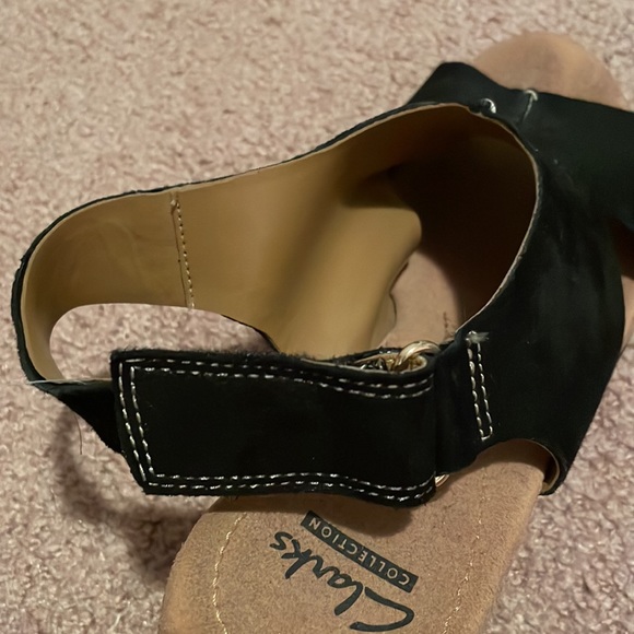 Black wedge shoes from Clark’s - Picture 6 of 7